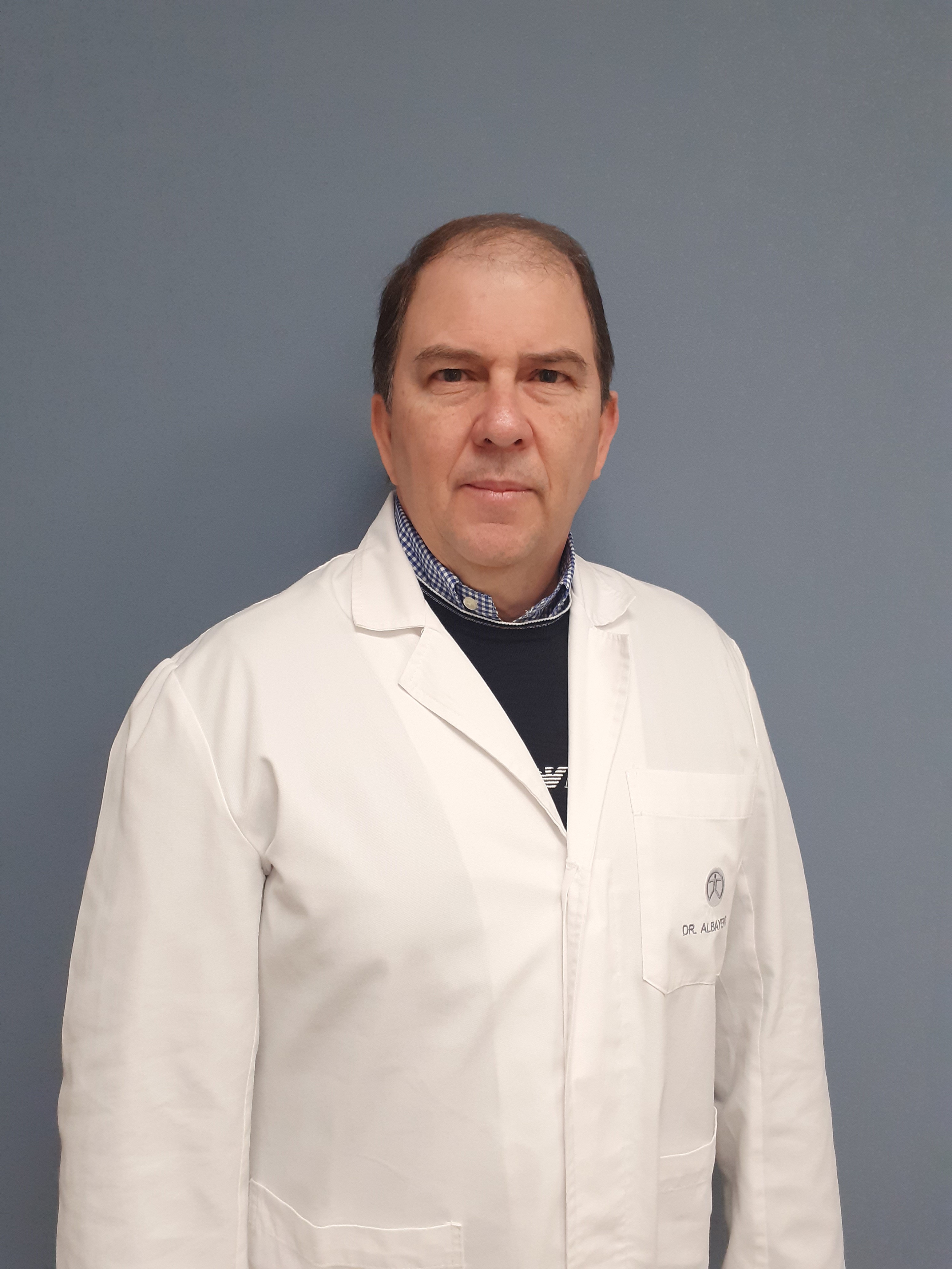Dr. Vernon Spencer Albayeros Monterrosa 1